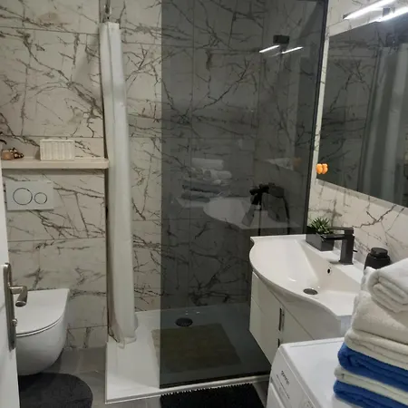 Golubinka 1 Apartment