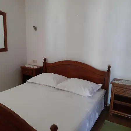 Golubinka 1 Apartment Pisak